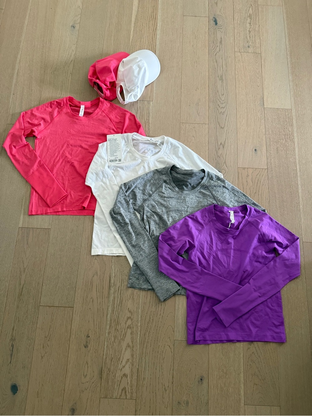 Lululemon Swiftly long sleeve tops & hat bundle
